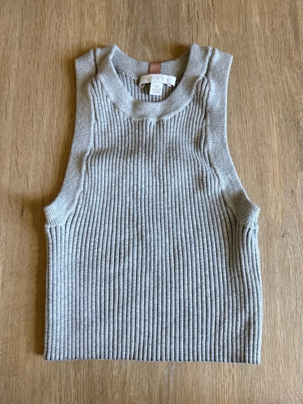 Lunya Ribbed Crewneck Crop Top — Light Gray XS